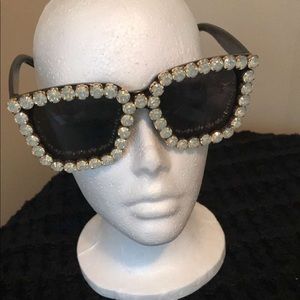 Diamond Studded Frames.